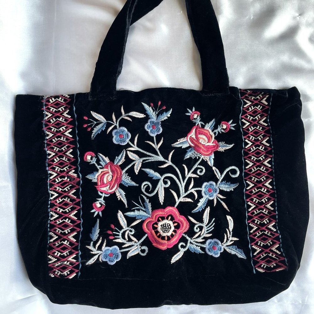 Coldwater Creek Wildflowers Meadows Velvet Bag